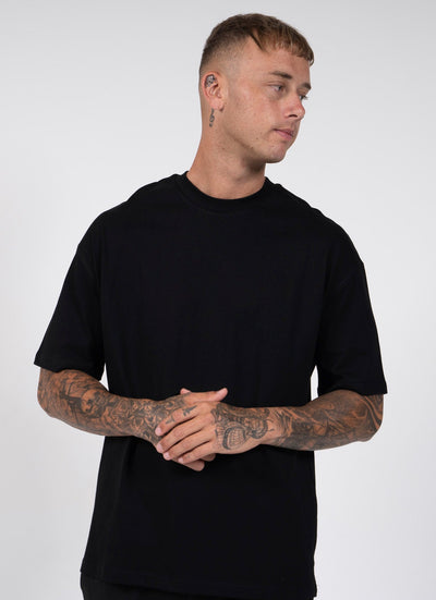 BLACK OVERSIZED STREET SPRAY T-SHIRT