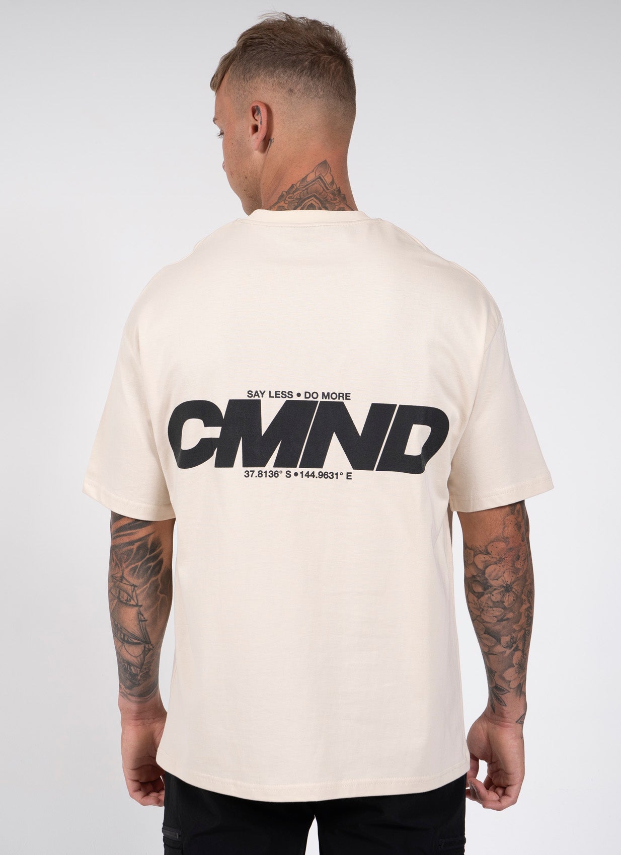 BEIGE OVERSIZED METRO VORACITY T-SHIRT