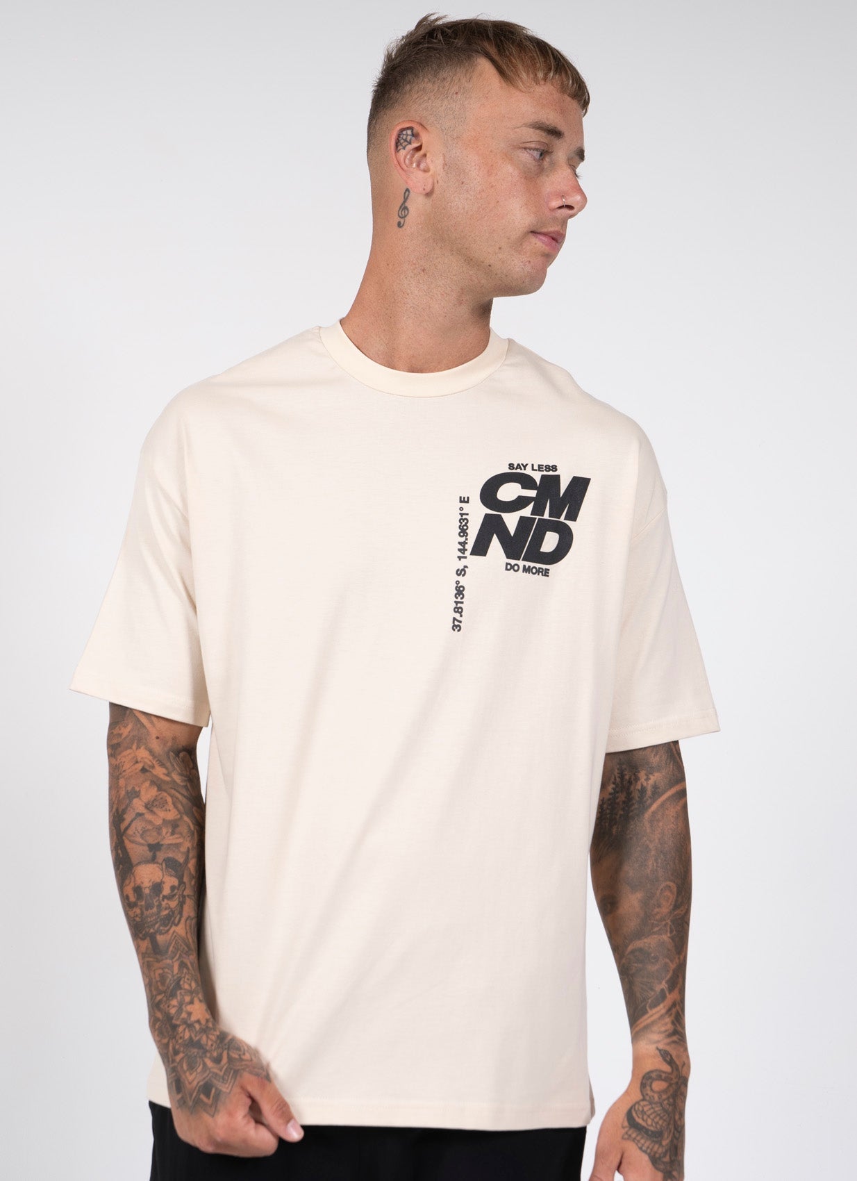 BEIGE OVERSIZED METRO VORACITY T-SHIRT