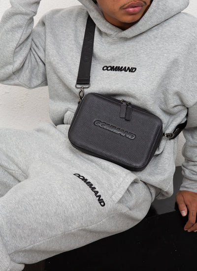 LEATHER VOYAGER SIDE BAG